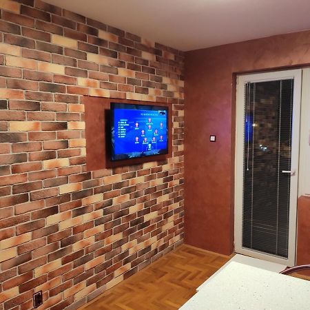 Modern Cozy Apartment Ni Buitenkant foto