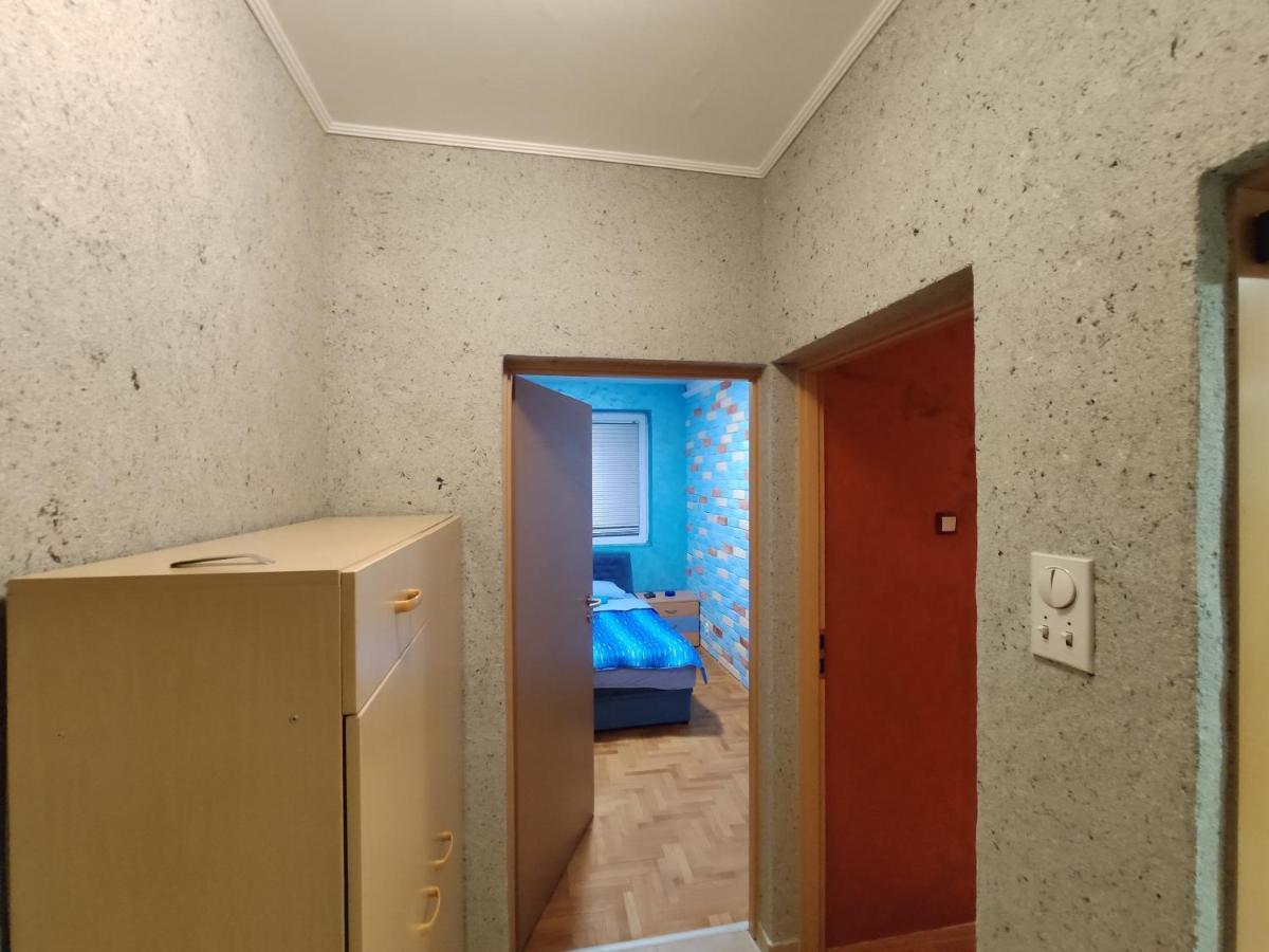 Modern Cozy Apartment Ni Buitenkant foto
