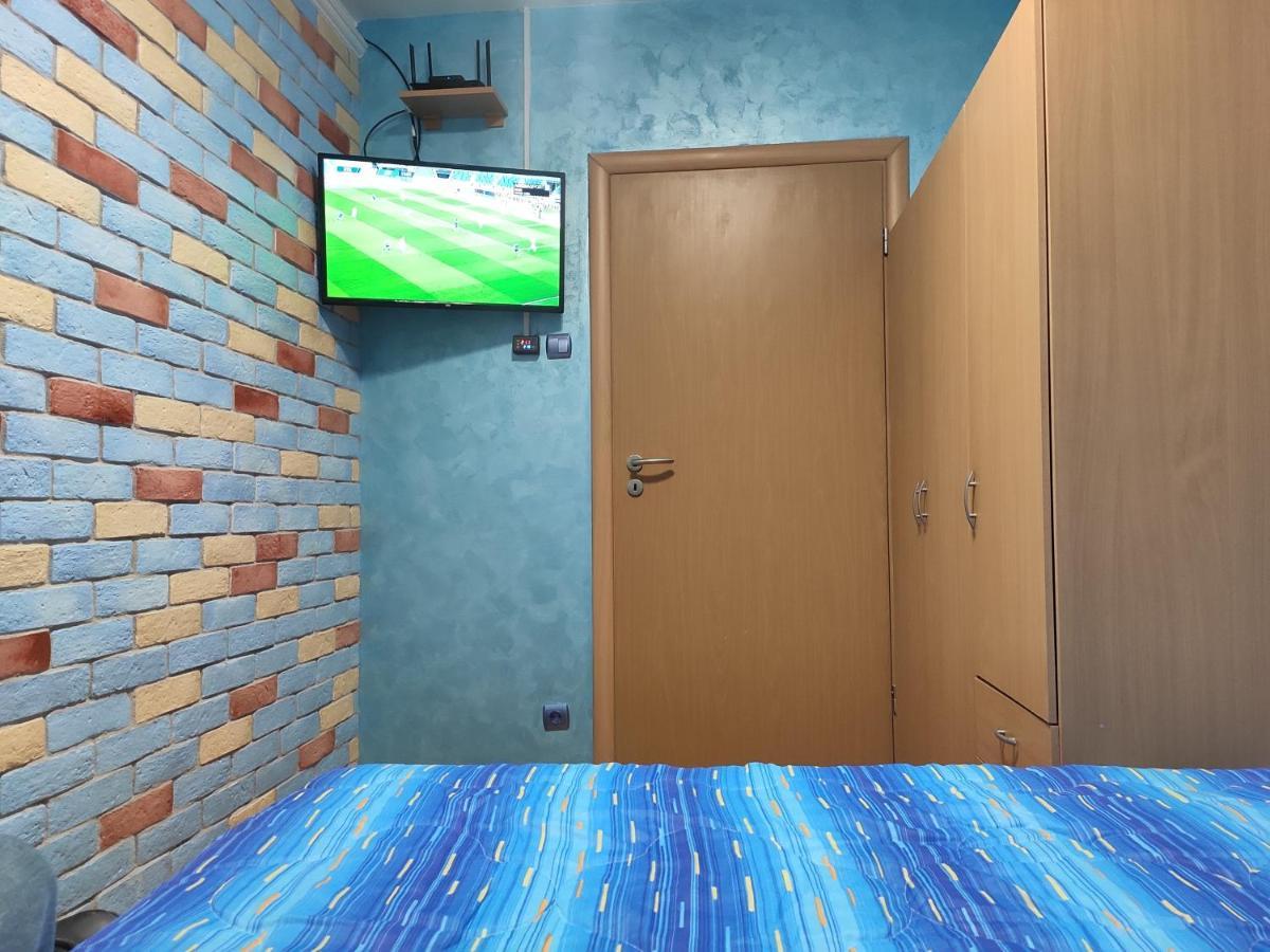 Modern Cozy Apartment Ni Buitenkant foto